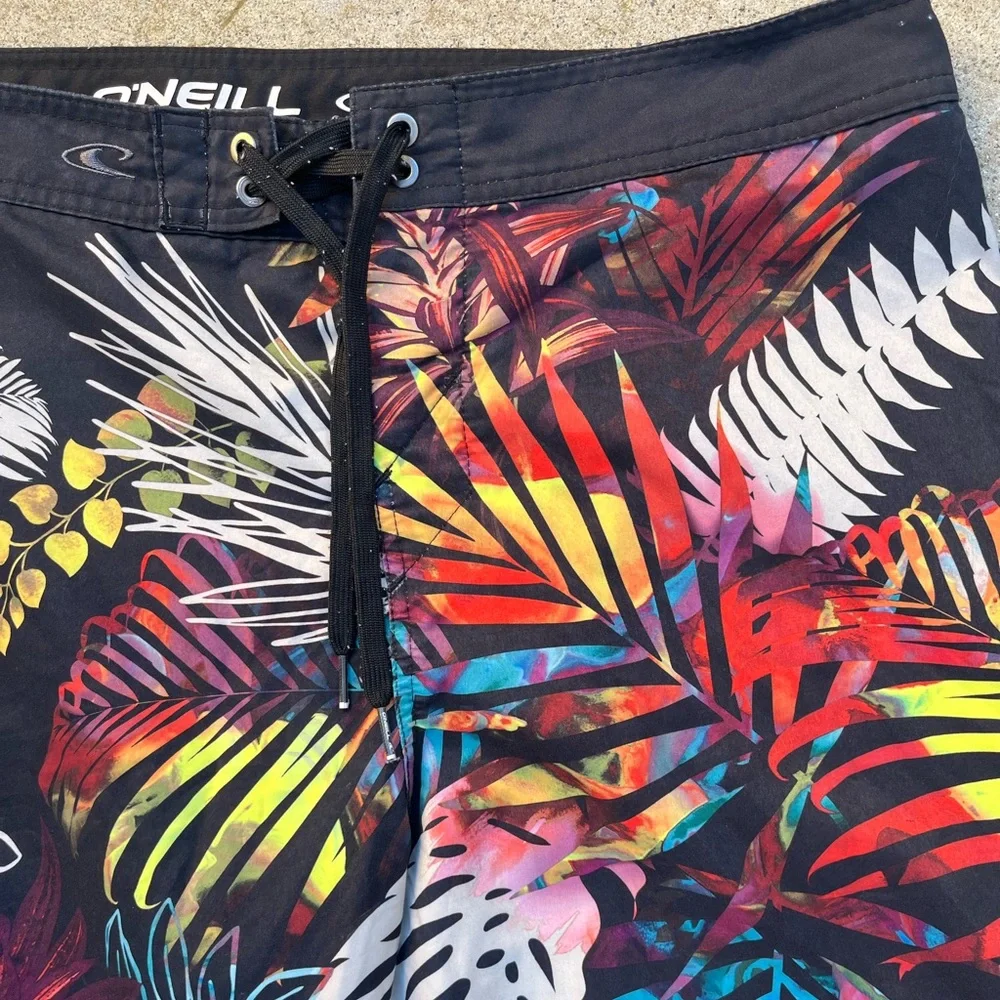 Men's‎ O'Neill Board Shorts Multicolor Floral 36 Surf Beach Sun Reggae Jamaica